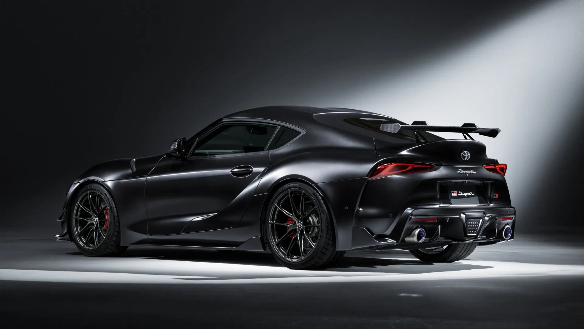 Toyota Supra Final Edition tem tudo de bom... menos o preço