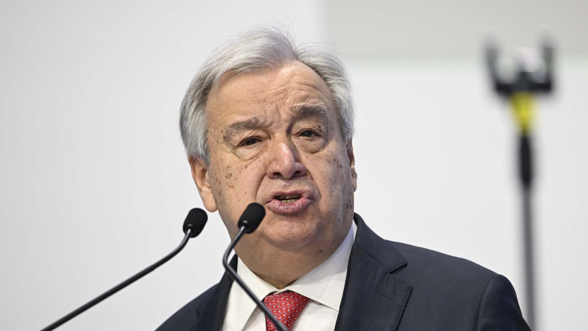 Guterres pede fim do derramamento de sangue e responsabilização na Síria