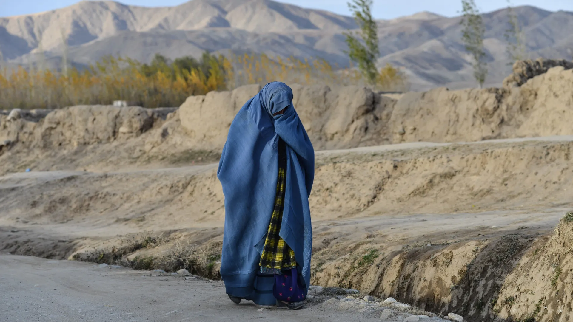 Países Baixos querem deportar duas mulheres afegãs (e são criticados)