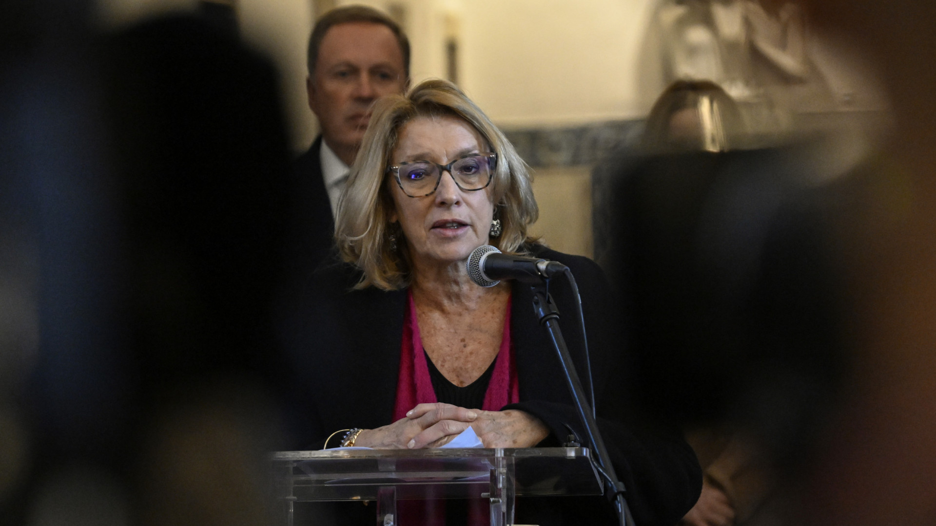 Trabalhadores precários da SS pedem regularização à ministra do Trabalho