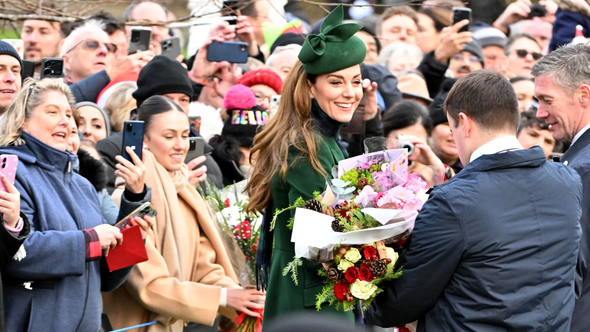 O significado por detrás da roupa usada por Kate Middleton no Natal