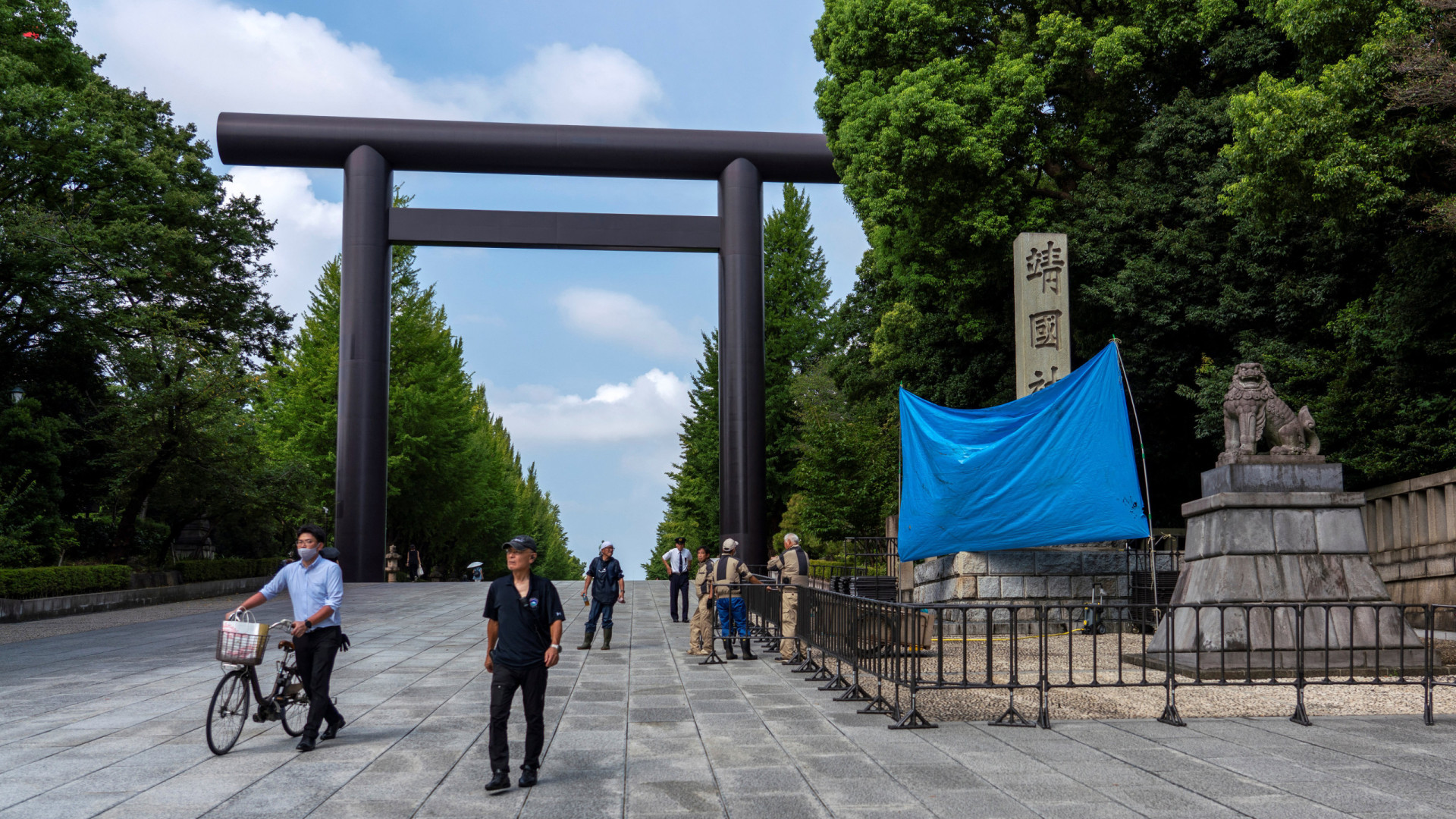 Tribunal japonês condena chinês acusado de vandalizar santuário da guerra