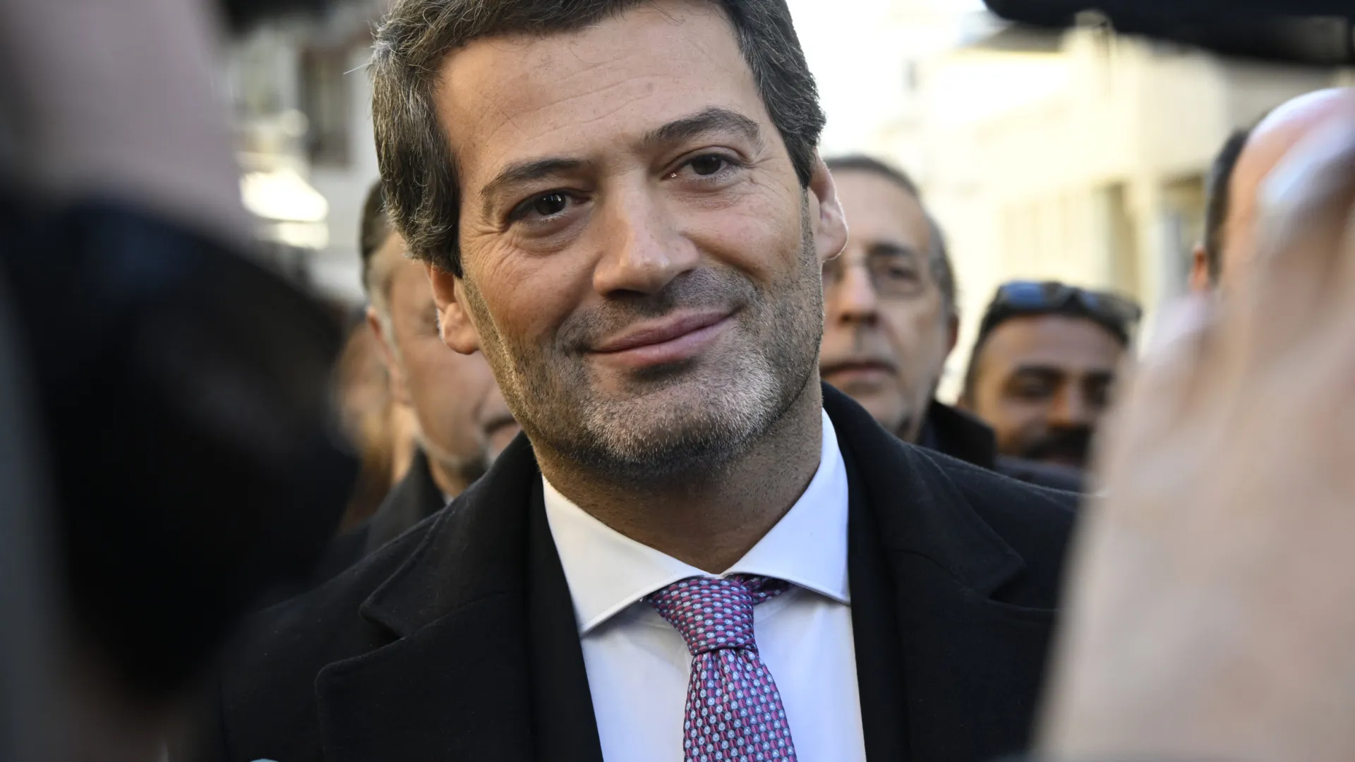 Ventura em Mem Martins à espera de agora ganhar na terra onde cresceu