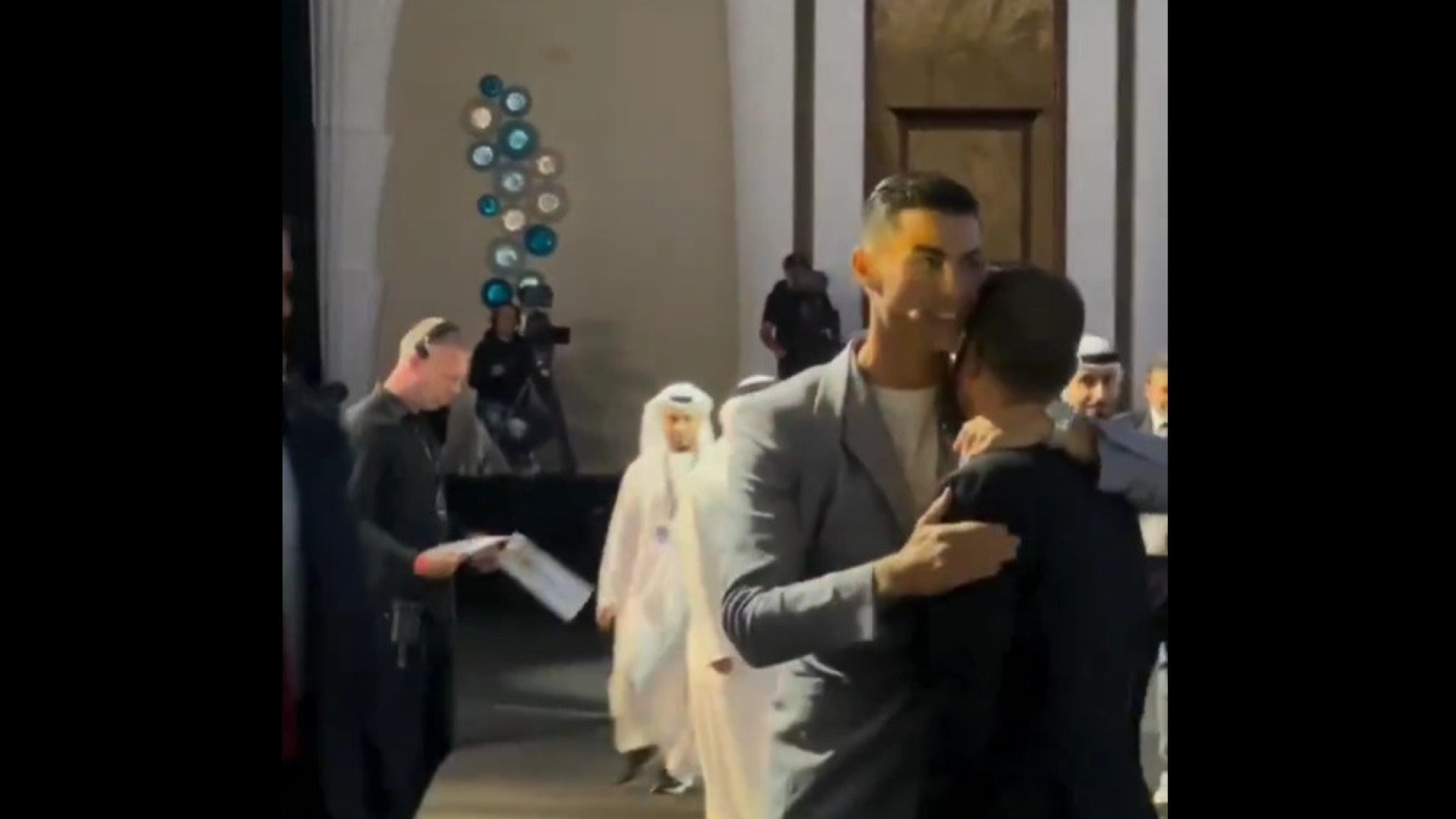 Do 'divórcio' ao abraço. Cristiano Ronaldo e Jorge Mendes reencontram-se