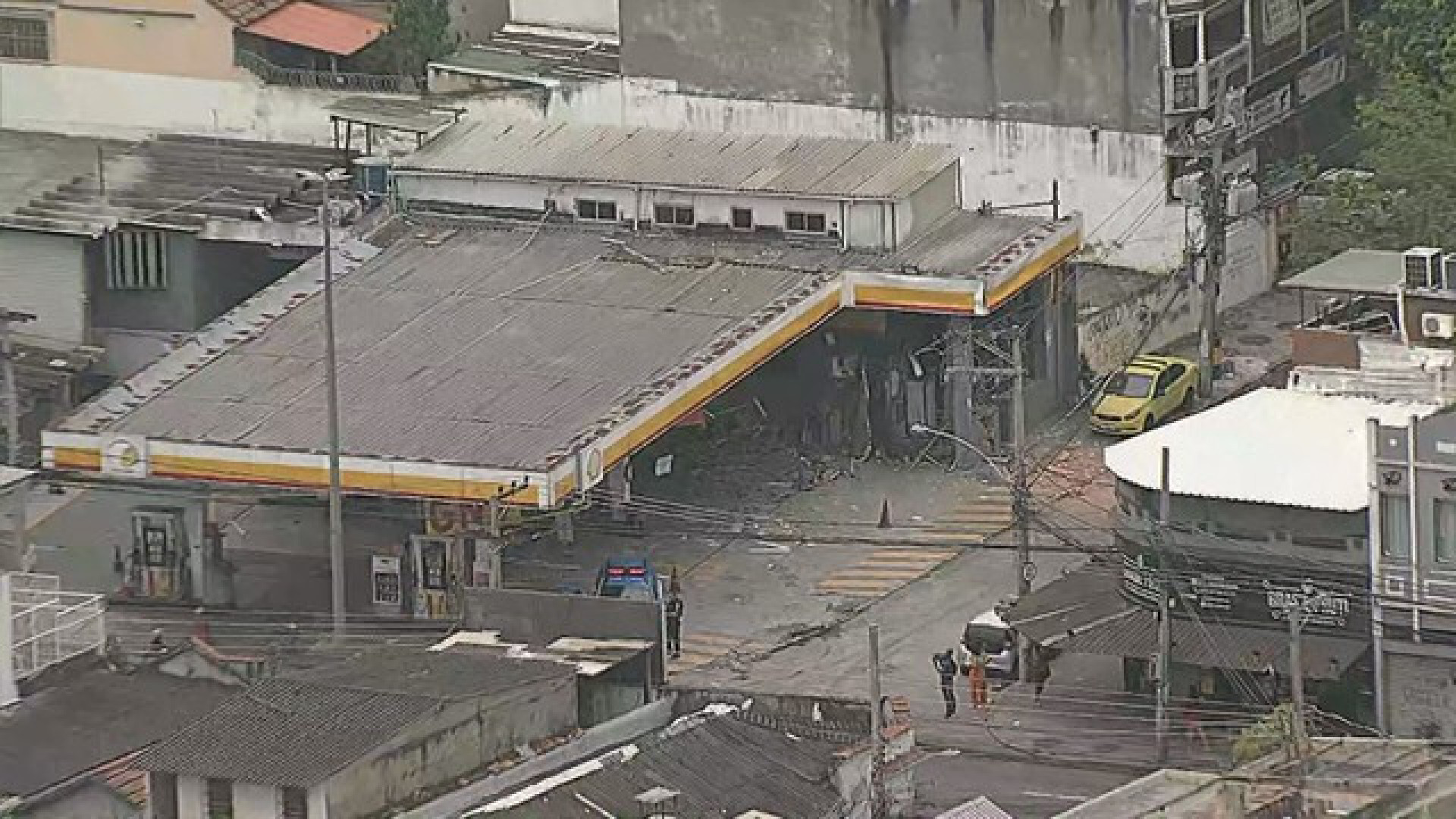 Ladrões usam explosivos para arrombar cofre de bomba de gasolina