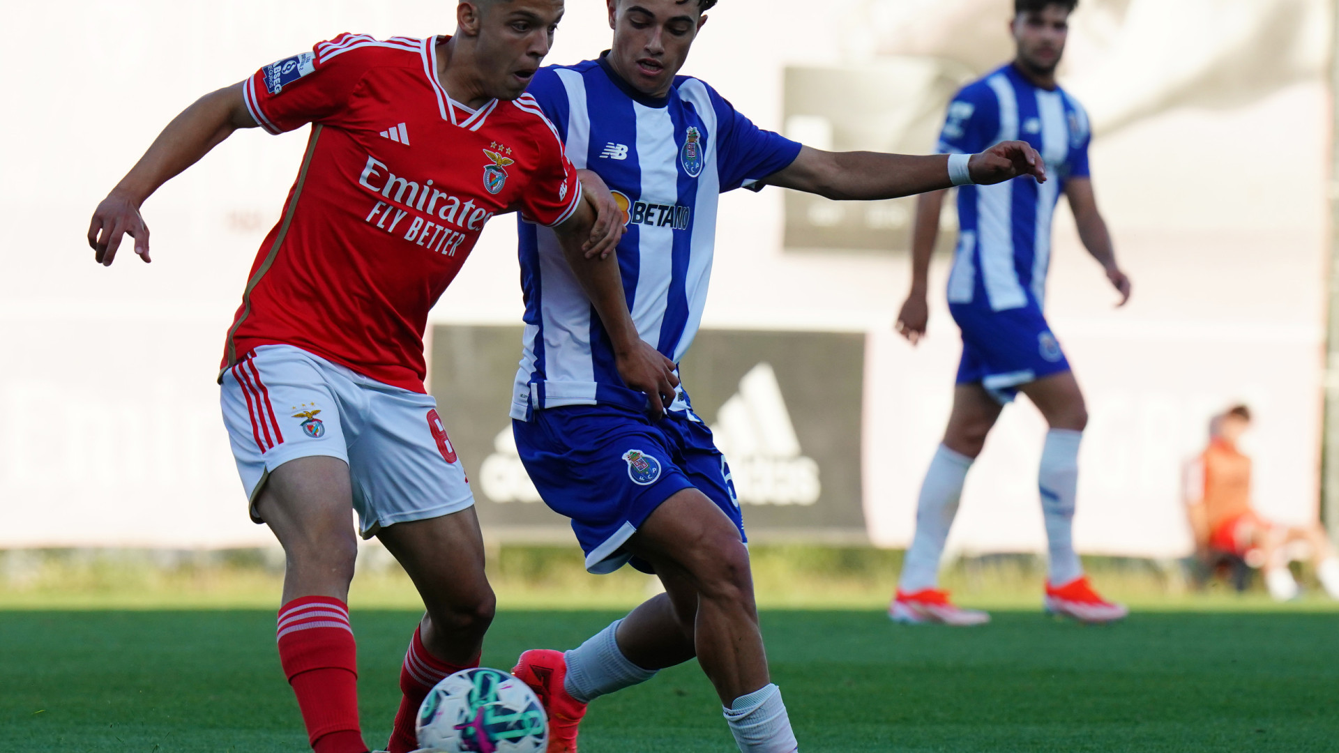 Benfica B-FC Porto B: Eis os onzes para o Clássico no Seixal