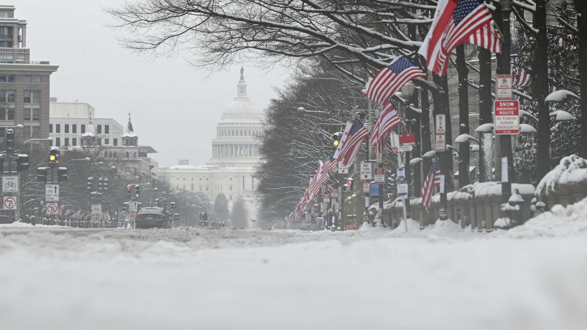 Cinco mortos e voos cancelados devido a tempestade de neve nos EUA