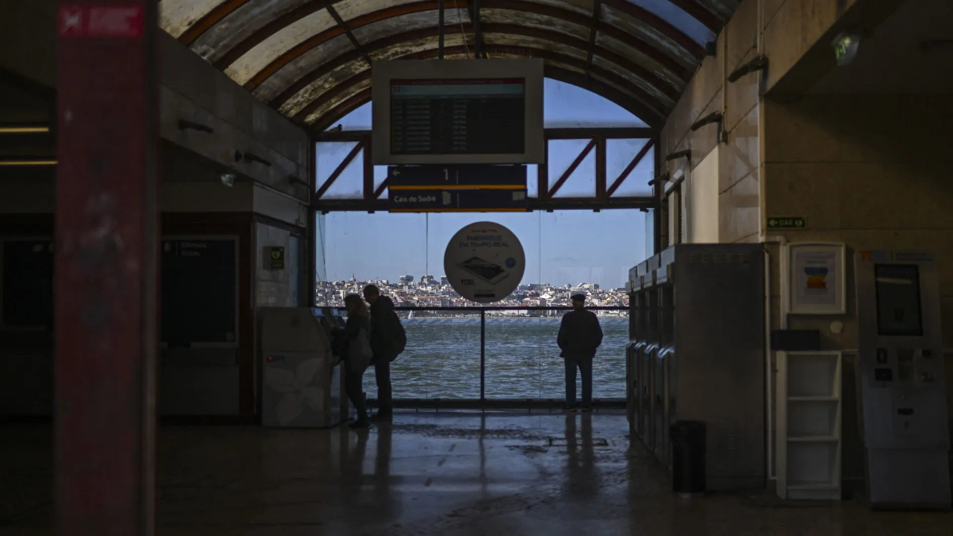 
                    Ligação Cacilhas-Sodré retoma horários com barcos totalmente elétricos
                