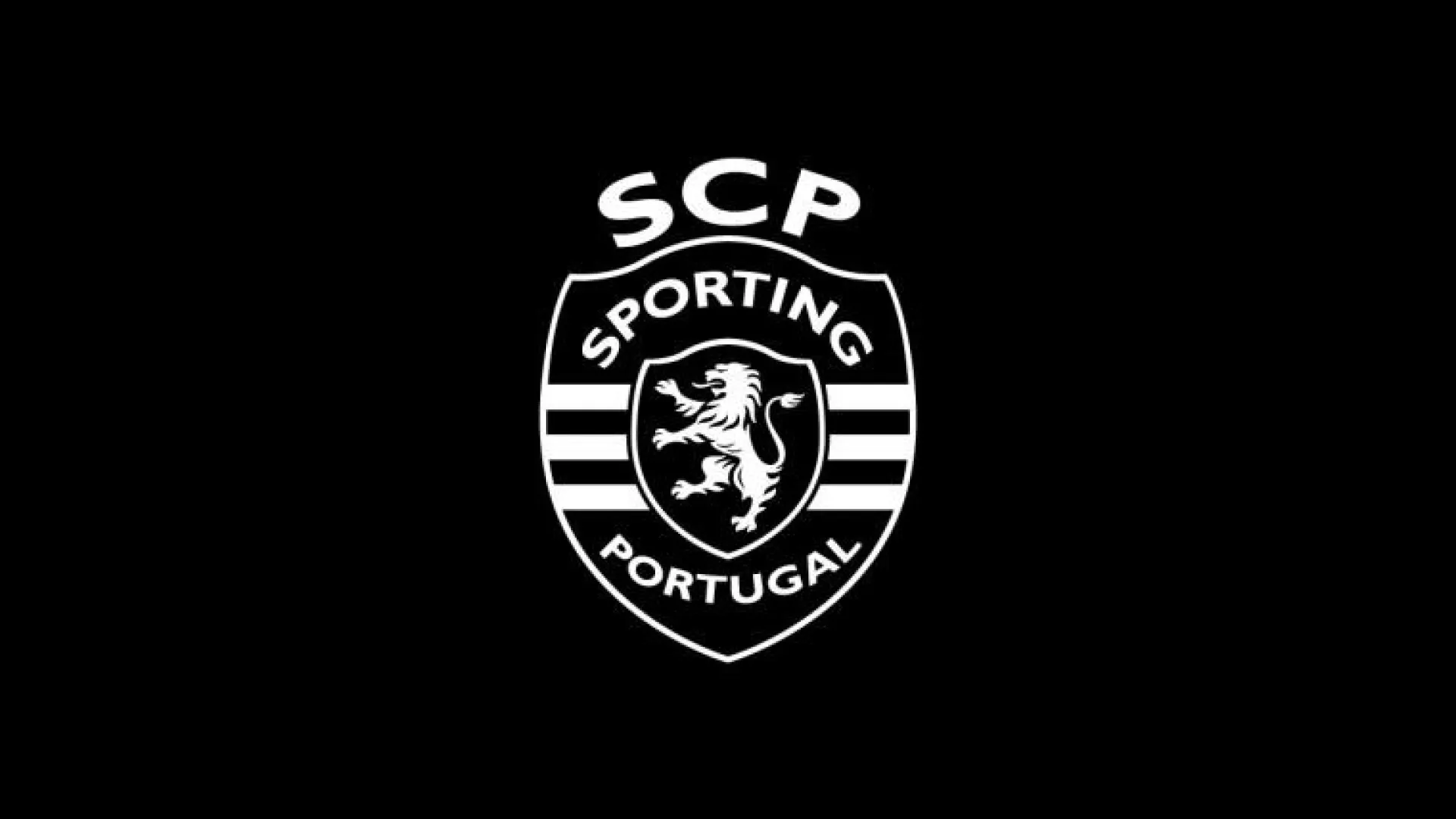 
                    Sporting lamenta morte de um antigo campeão nacional e vencedor da Taça
                