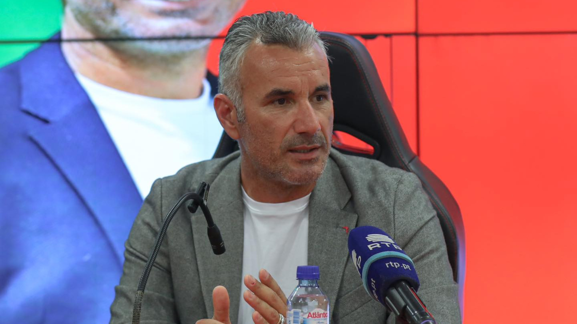 Oficial: Ivo Vieira deixa comando técnico do Marítimo