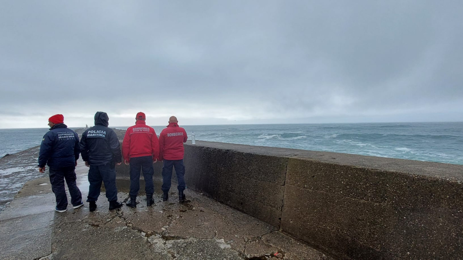 Interrompidas buscas por corpo de homem na praia Verde na Póvoa de Varzim