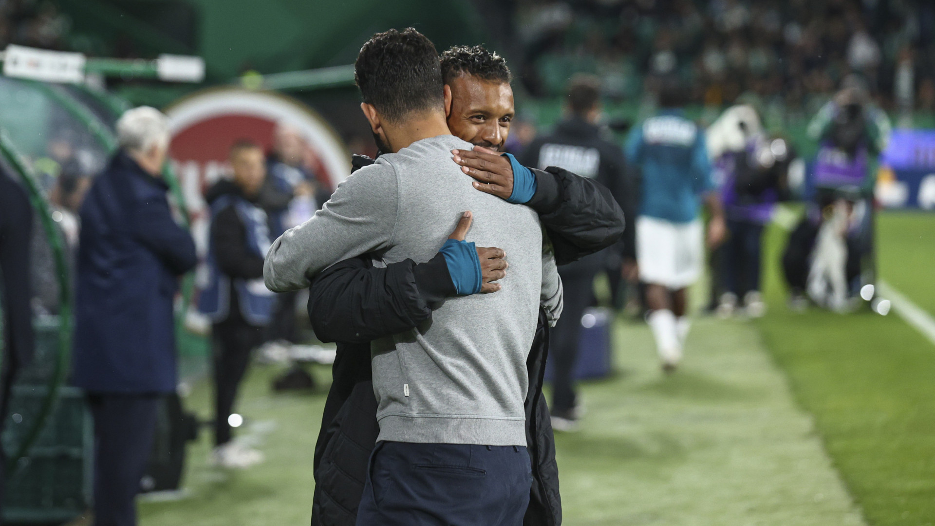 Nani valida aposta do United em Amorim: “Para resolver um problema…”