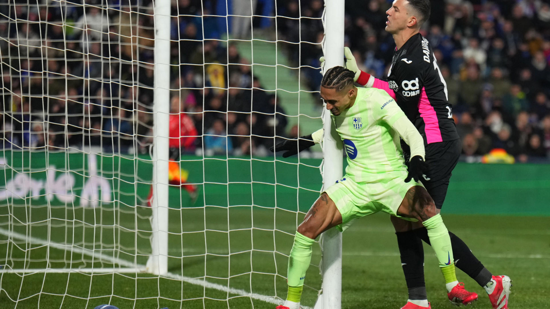 Barcelona 'espalha-se' frente ao Getafe antes de visitar o Benfica