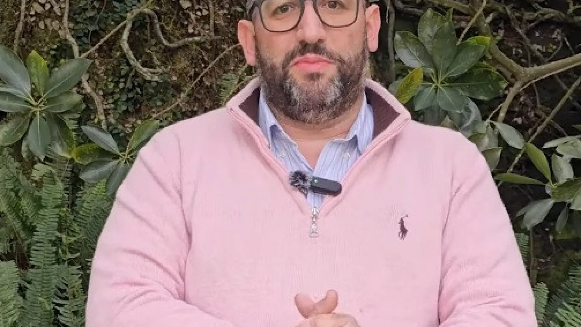 
                    Arruda diz não ter estado em almoço do Grupo 1143 (mas foi convidado)
                