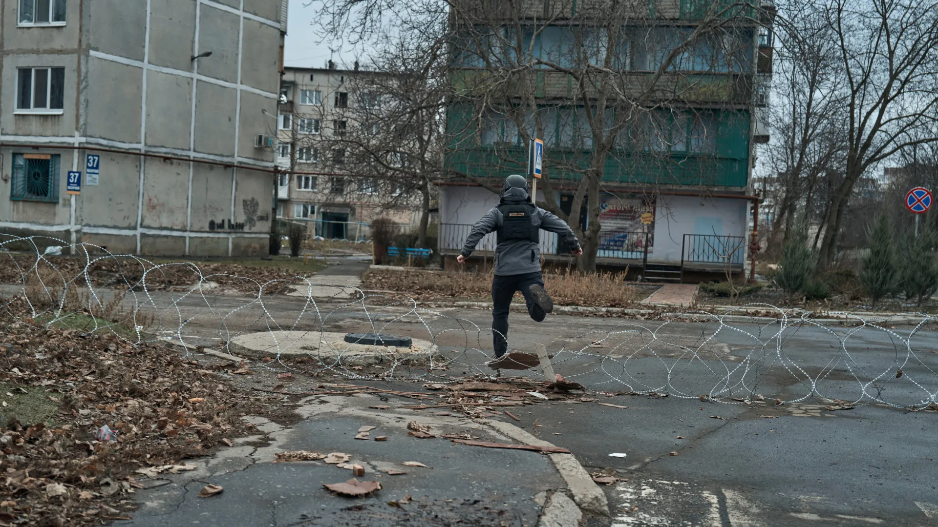 
                    Ucrânia nega que Rússia tenha eliminado as suas forças em Pokrovsk
                