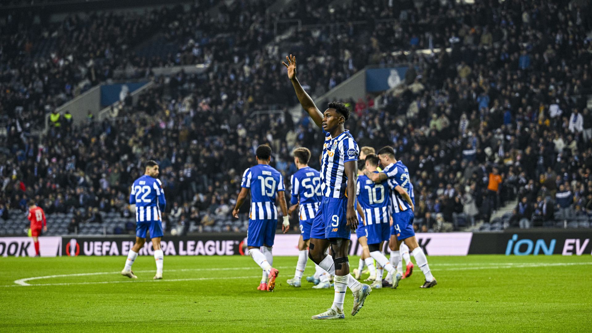 Barcelona quer levar Samu do FC Porto... e Lamine Yamal aprova