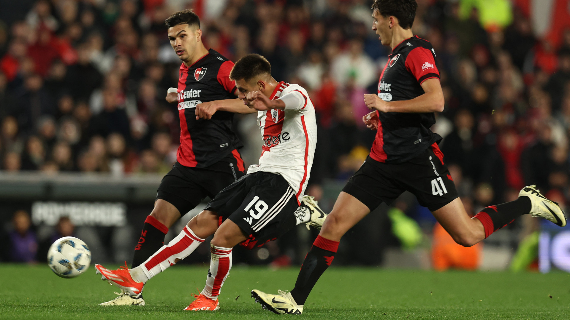 FC Porto chega a acordo com o Newell's Old Boys por Tomás Pérez