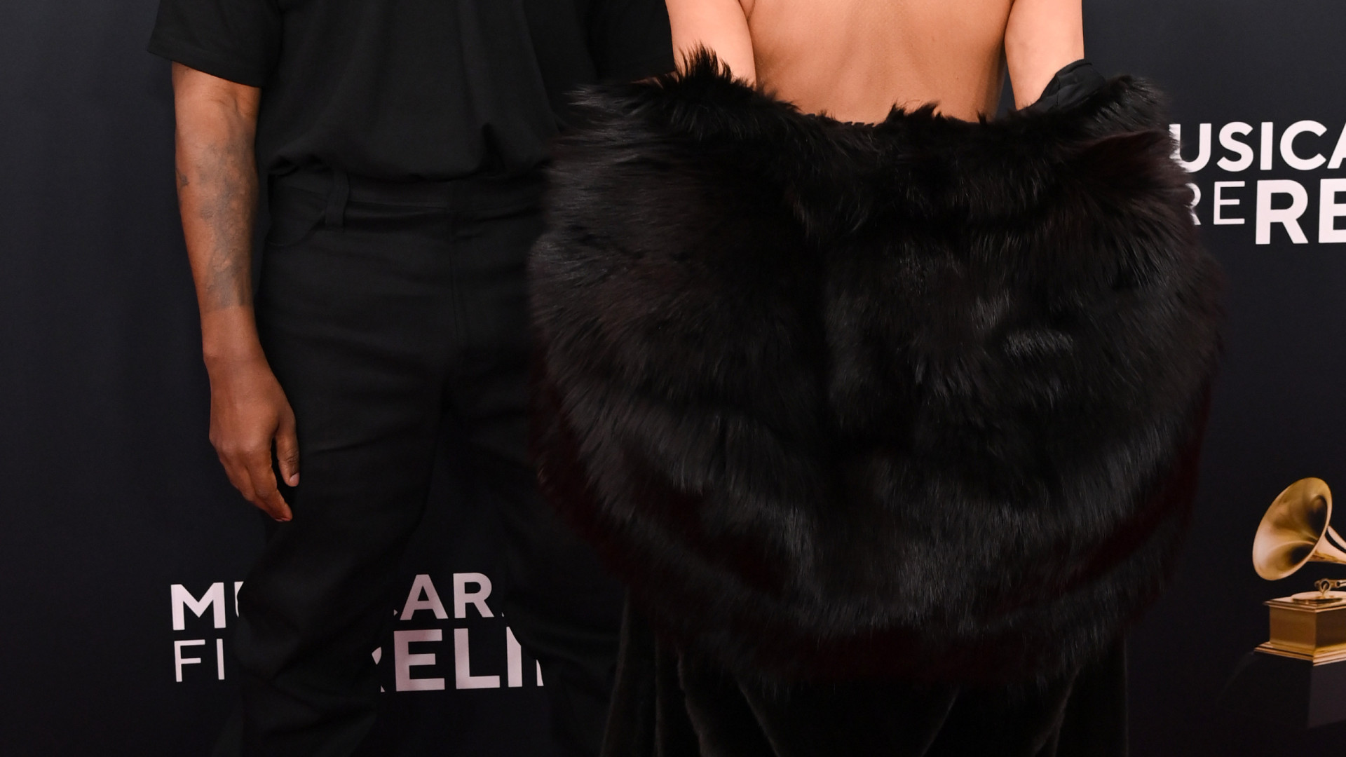 Terá o momento de Bianca violado o protocolo de ‘dress code’ dos Grammys?