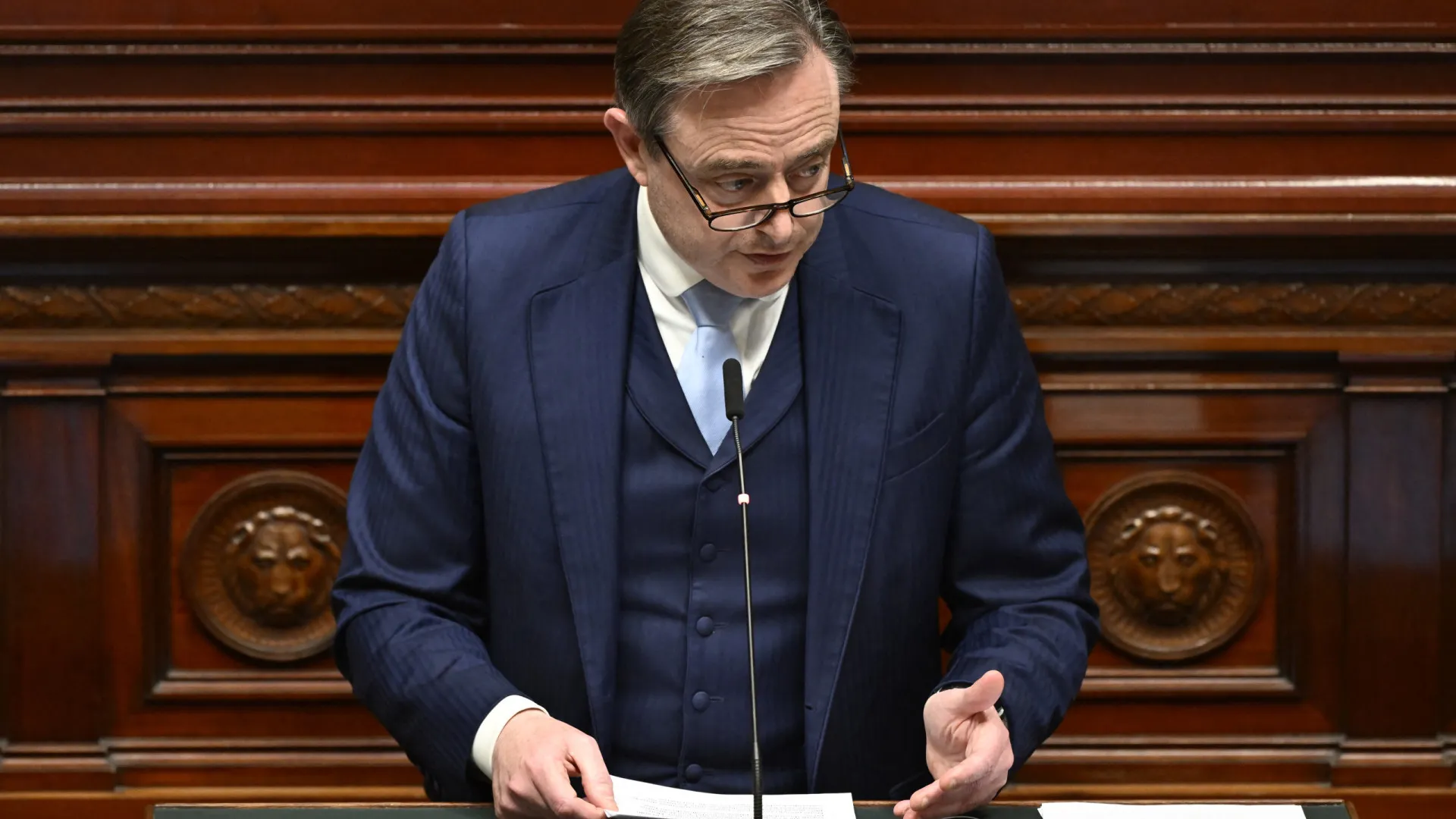 
                    Primeiro-ministro da Bélgica era alvo de um plano de 