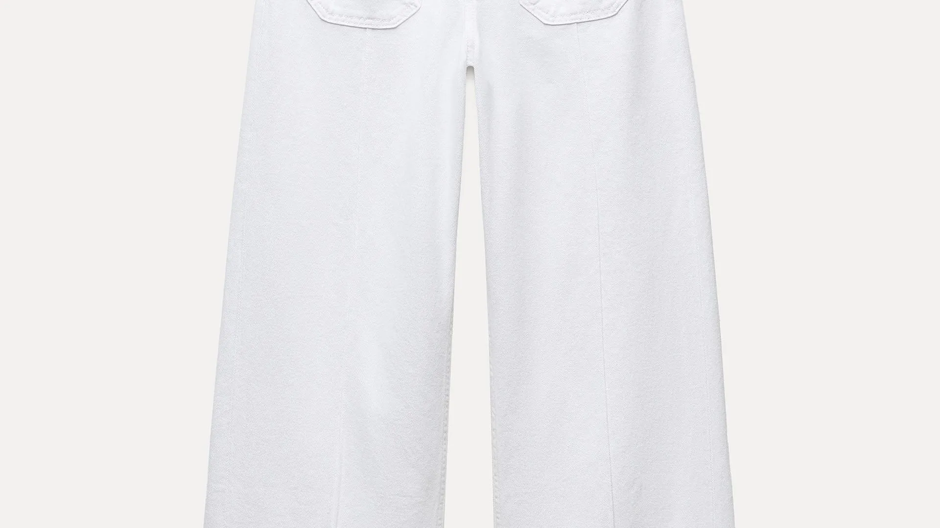 Corra antes que esgote. Lá fora, estas calças da Zara já são um sucesso
