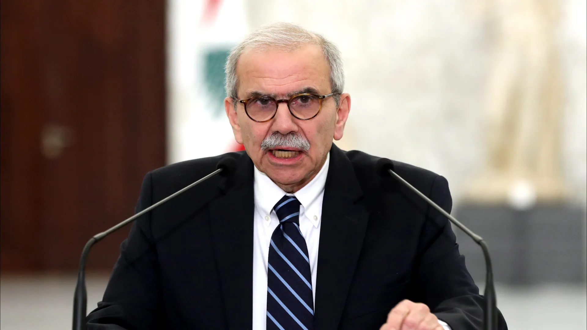 
                    Hezbollah não impede ataques persistentes de Israel, avisa PM libanês
                