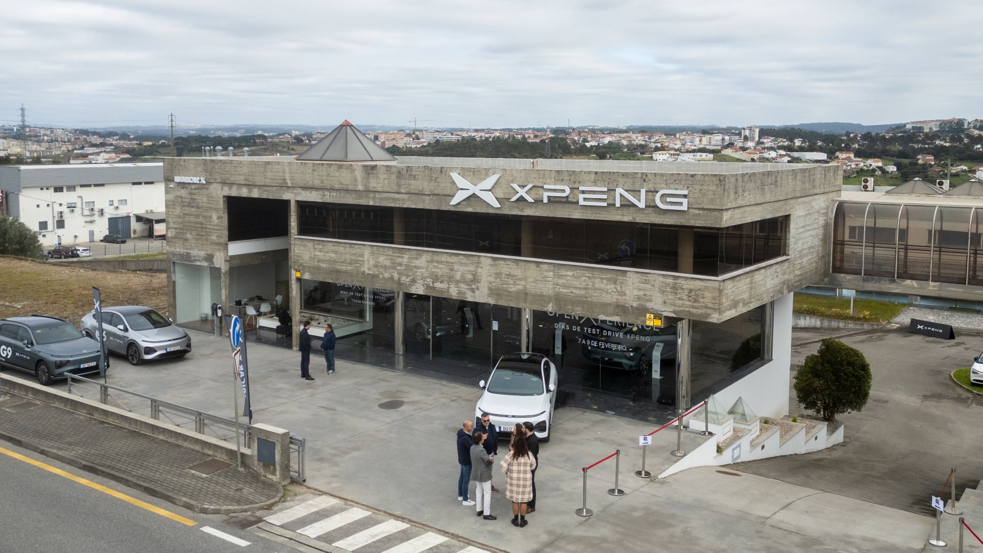Xpeng abre novo concessionário em Leiria