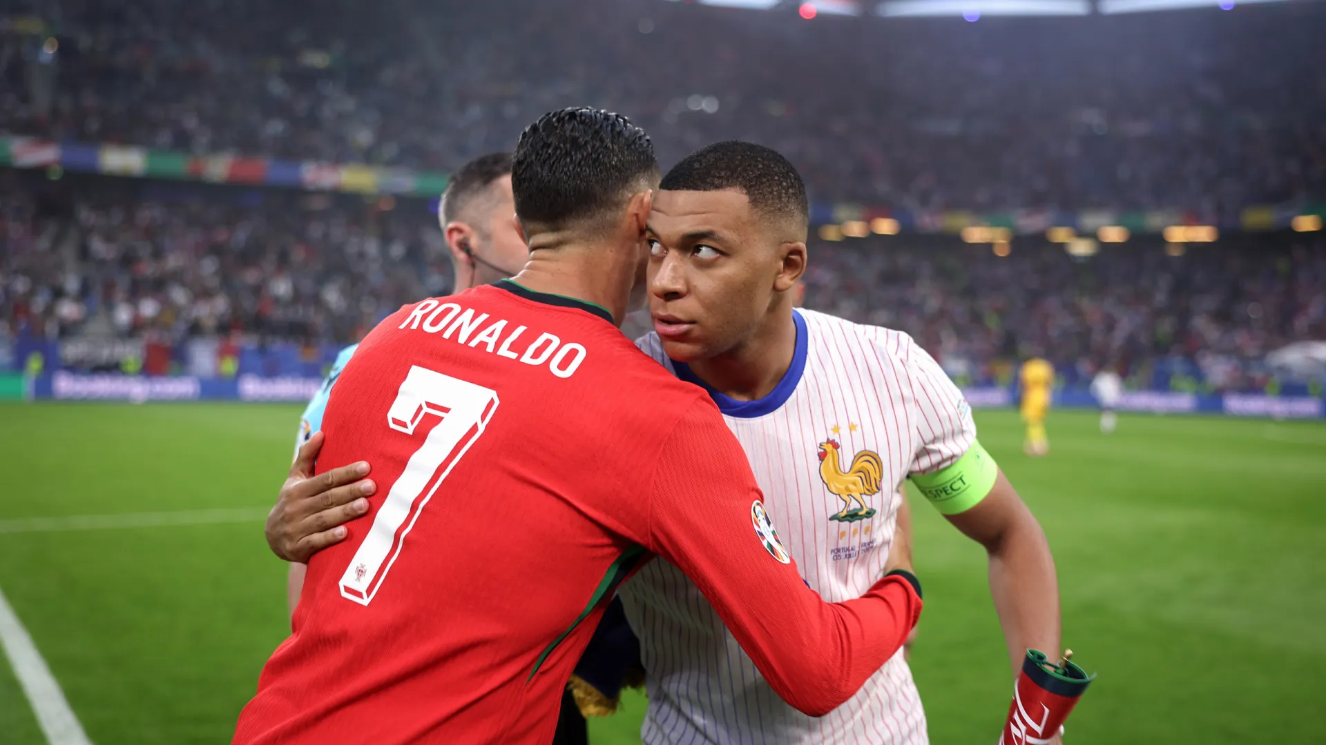 "Mbappé é mais parecido com Cristiano Ronaldo do que com Ronaldo"