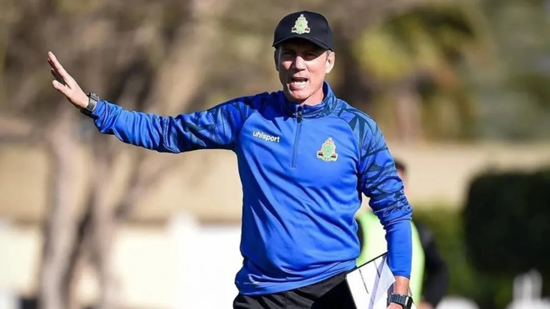 
                    FAR Rabat, de Alexandre Santos, vence para a Liga dos Campeões africana
                