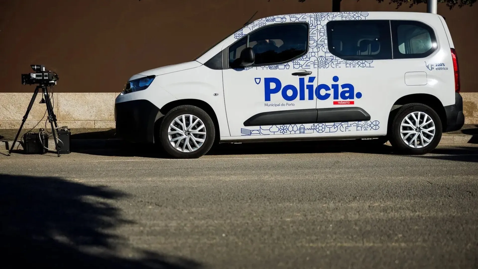 
                    Polícia Municipal do Porto vai contar com mais 80 agentes
                