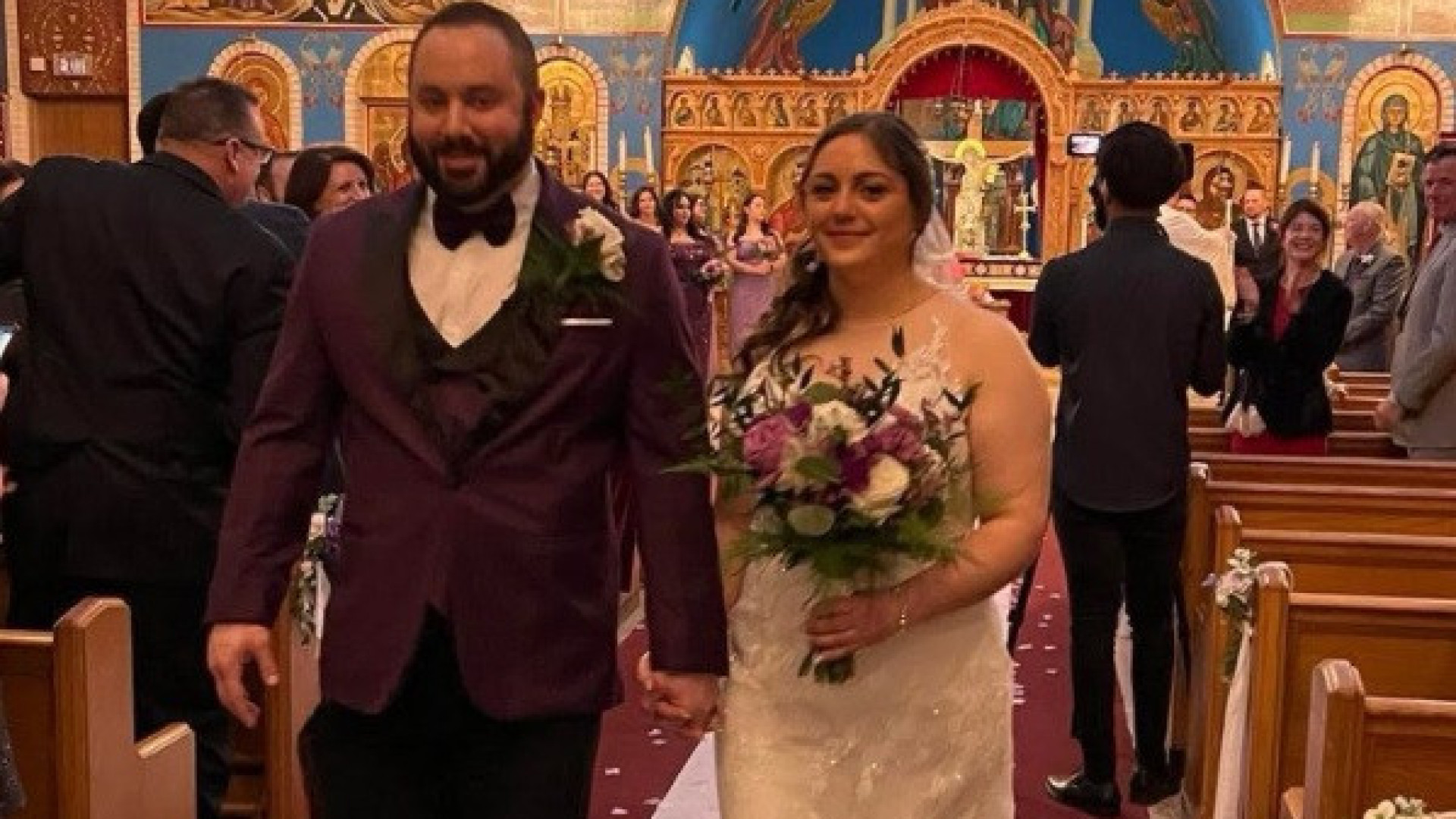 Convidado explode casa de noivos no dia do seu casamento nos EUA