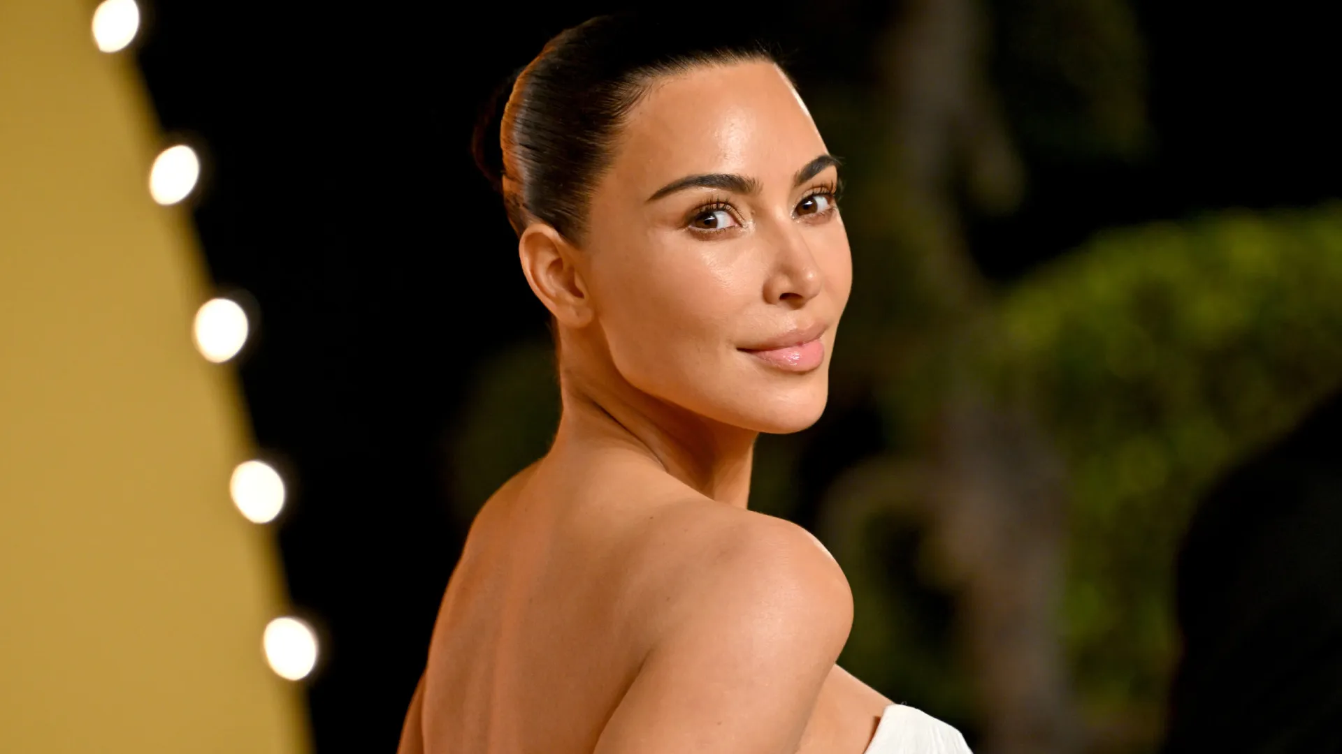 Cuecas com pelos púbicos? Existem e foram lançadas por Kim Kardashian
