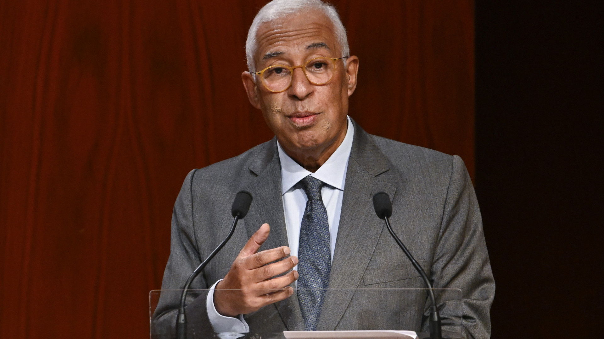 Costa felicita Montenegro e promete “estreita colaboração” com Governo