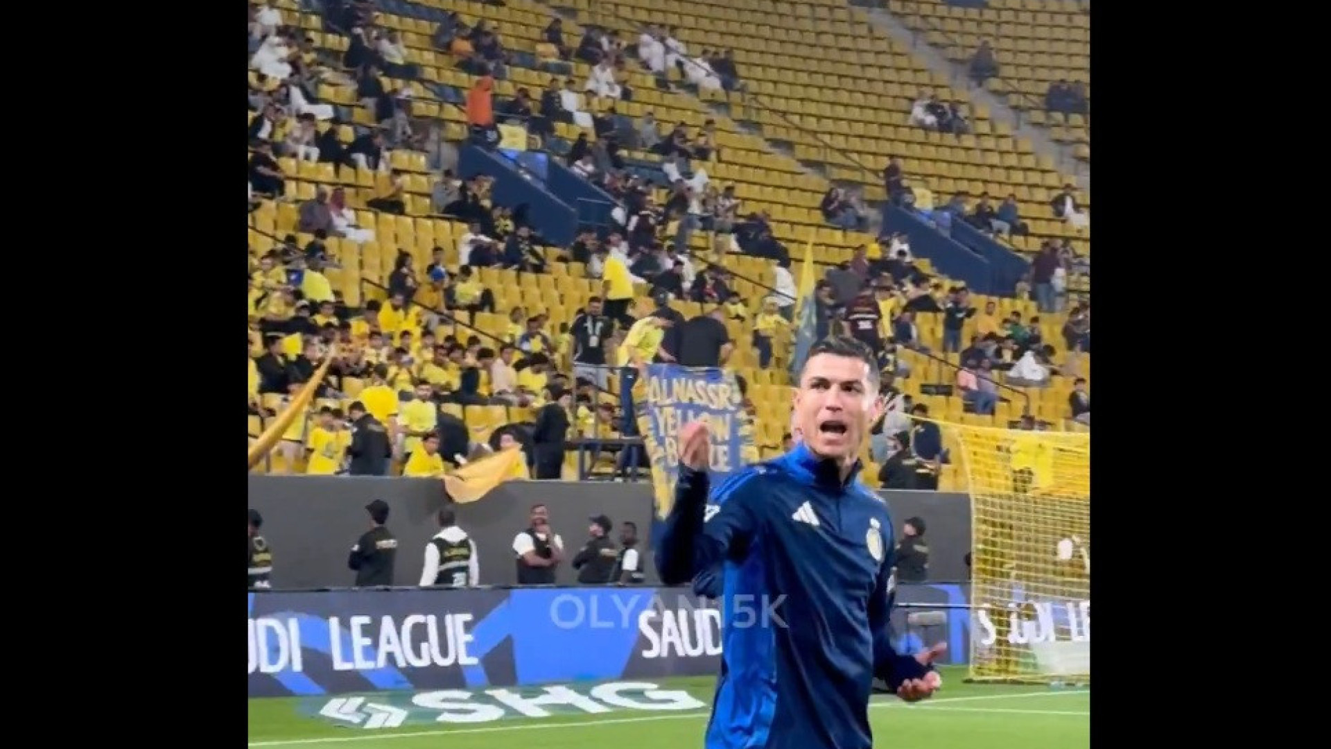 Sósia de Cristiano Ronaldo foi ver o Al Nassr e o português reagiu assim