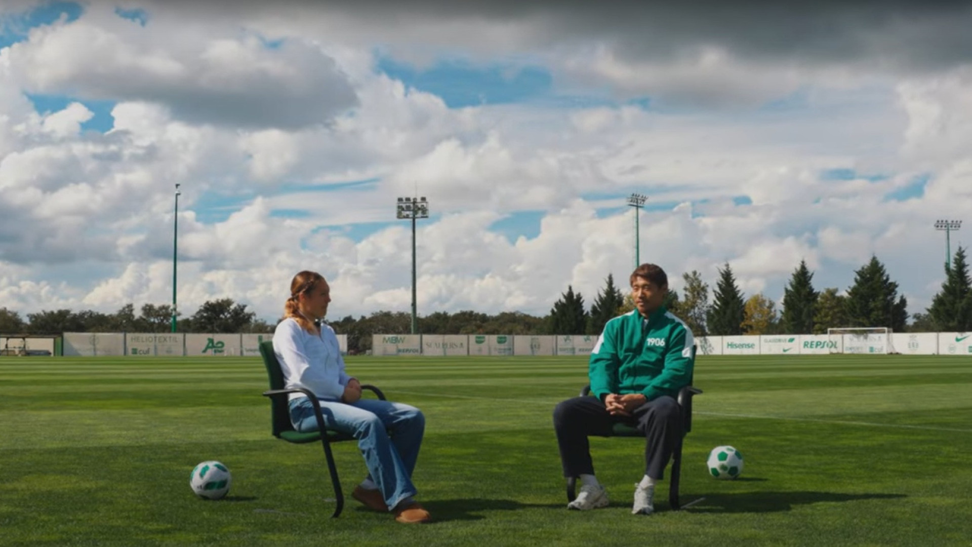 Sporting colocou Morita e Miri a conversar em japonês. Eis o resultado