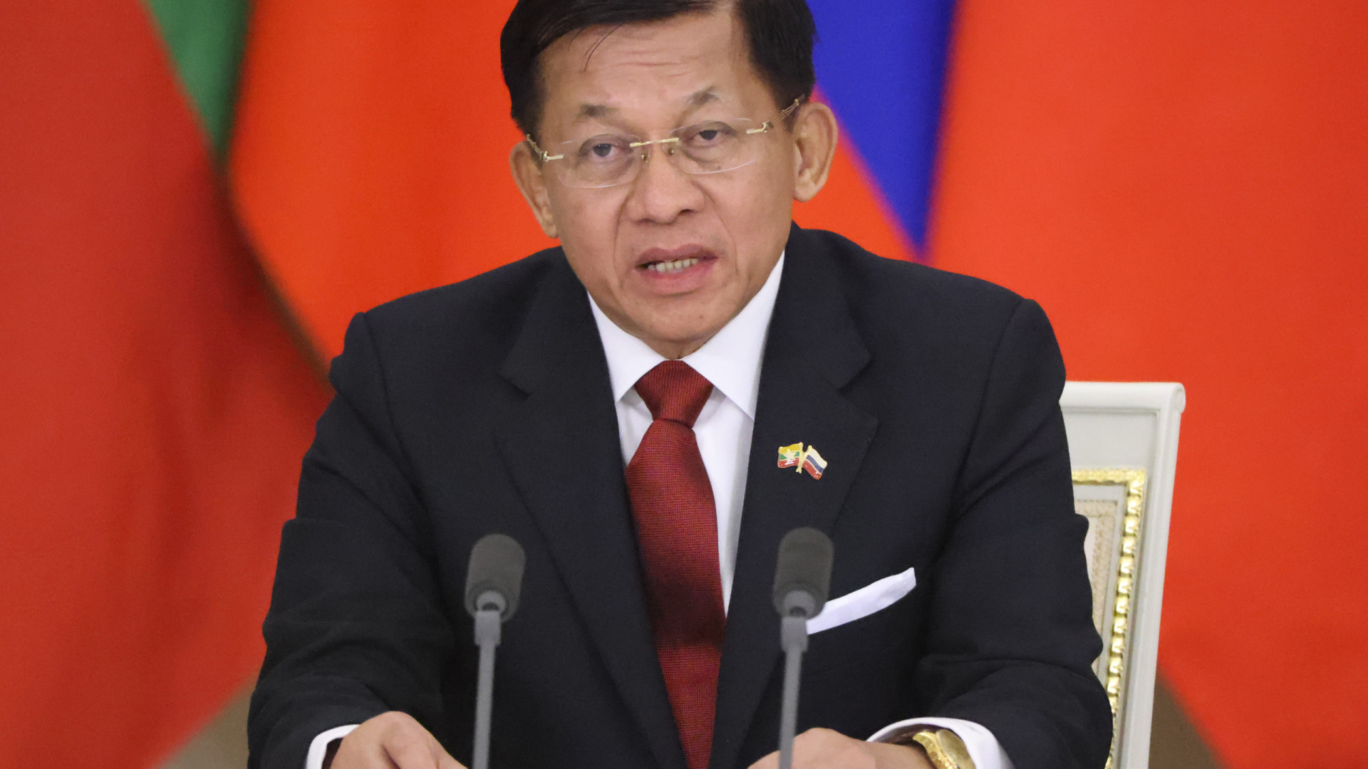 Chefe da junta militar de Myanmar anuncia eleições em dezembro ou janeiro