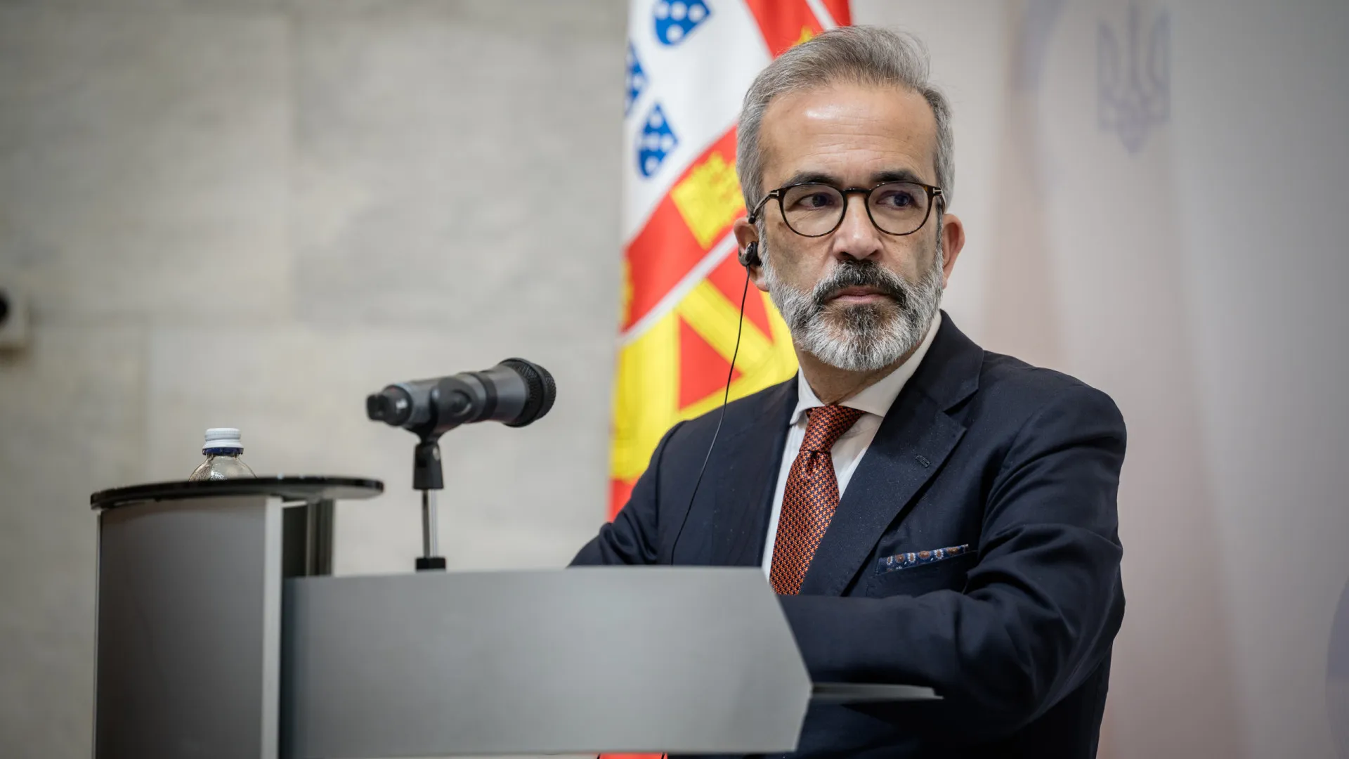 
                    Governo português sem pedidos de ajuda de portugueses na Venezuela
                