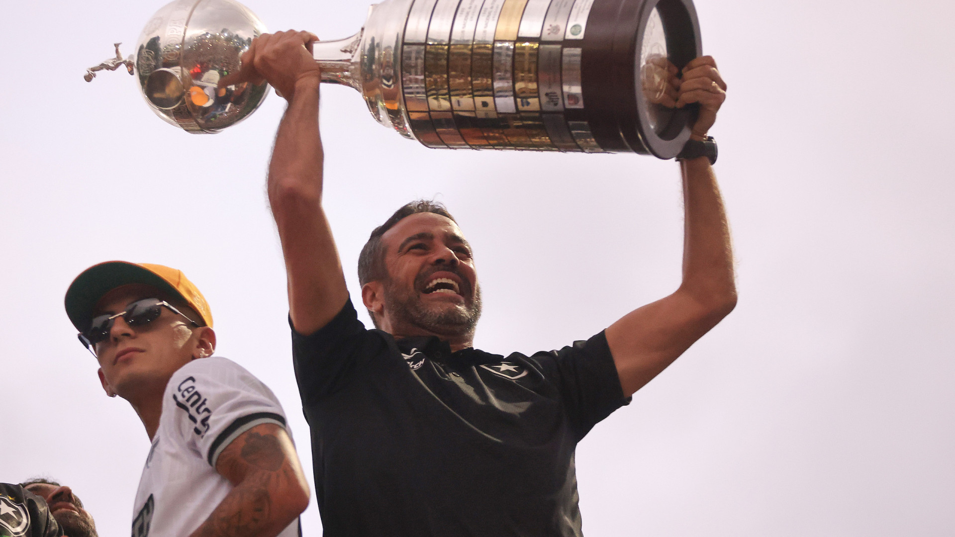 Artur Jorge radiante com o Botafogo: "Senti-me um ídolo desde início"