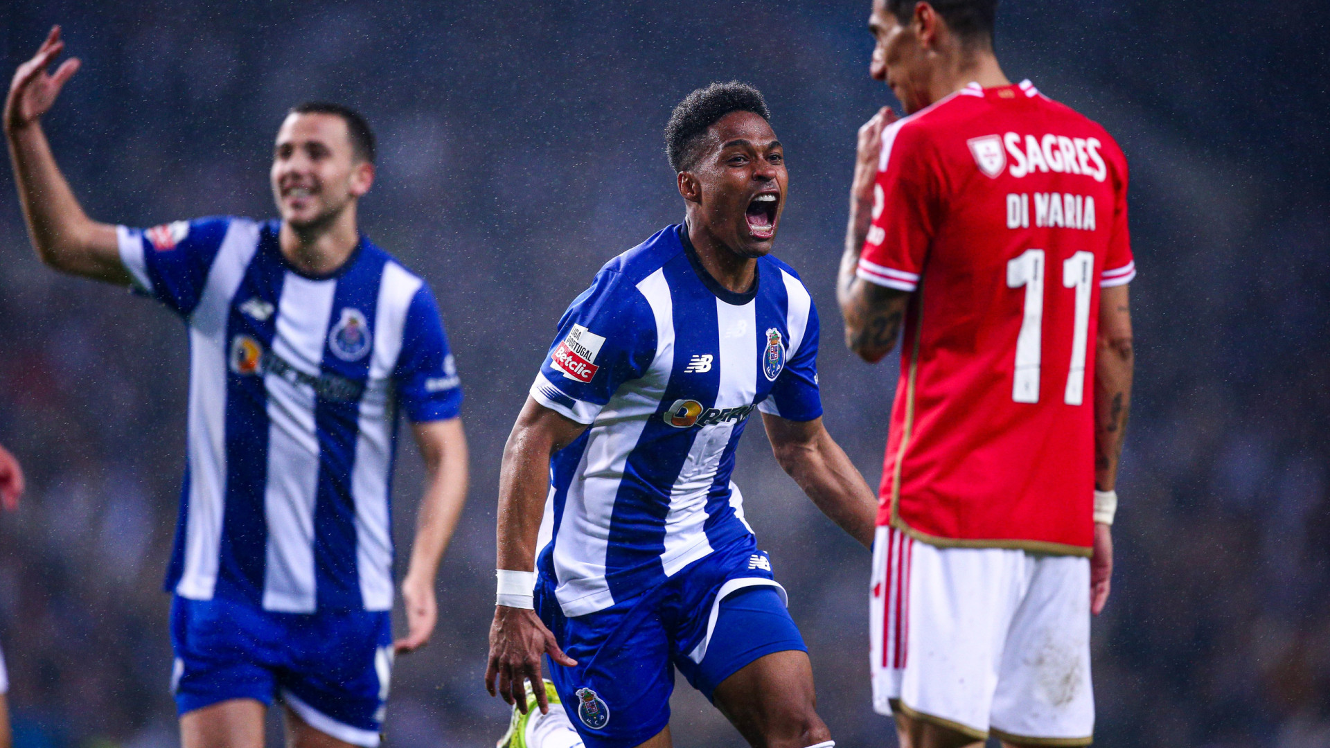 Quer ir ver o FC Porto-Benfica? Já há novas informações para o Clássico