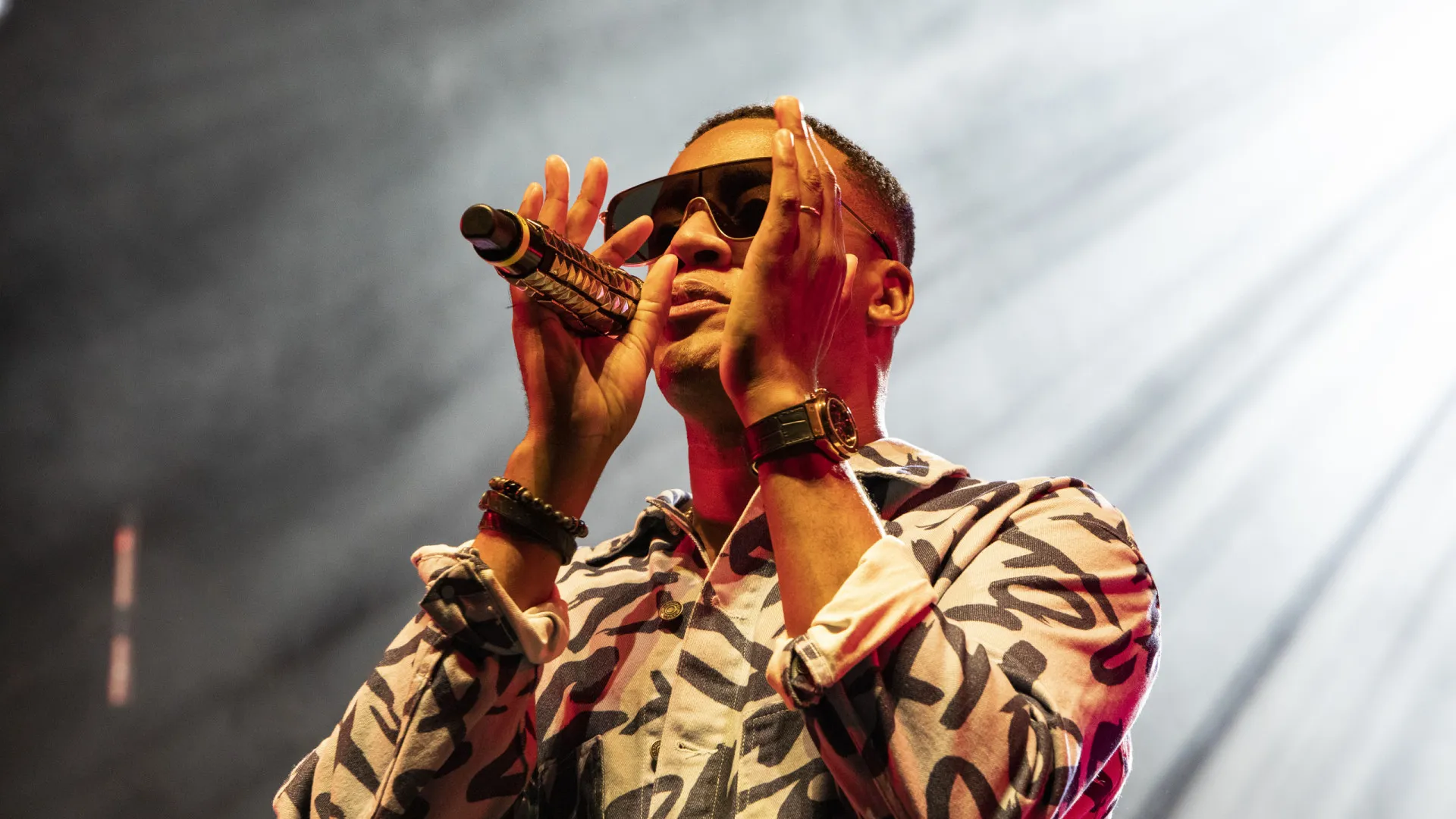 
                    Anselmo Ralph anima passagem de ano em Leiria
                