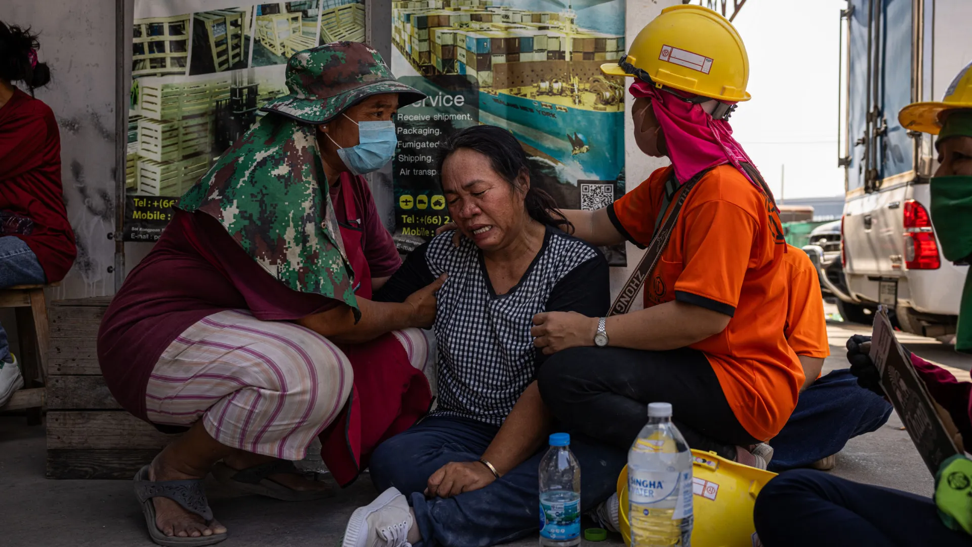 As imagens da destruição causada por sismo em Myanmar e na Tailândia