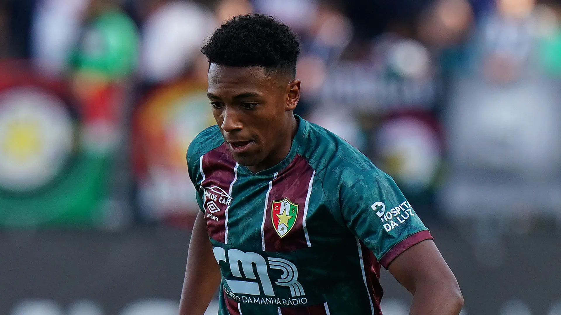Oficial: Estrela da Amadora anuncia saída do extremo Fábio Ronaldo