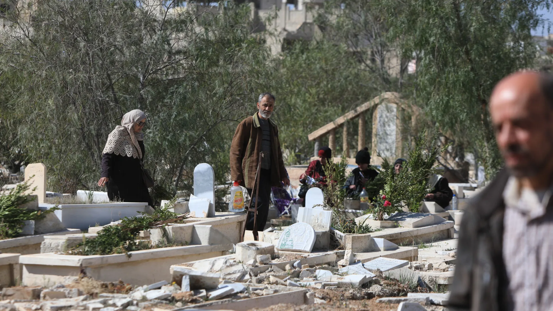 
                    Síria. Damasco e forças curdas ordenam cessação de hostilidades em Alepo
                