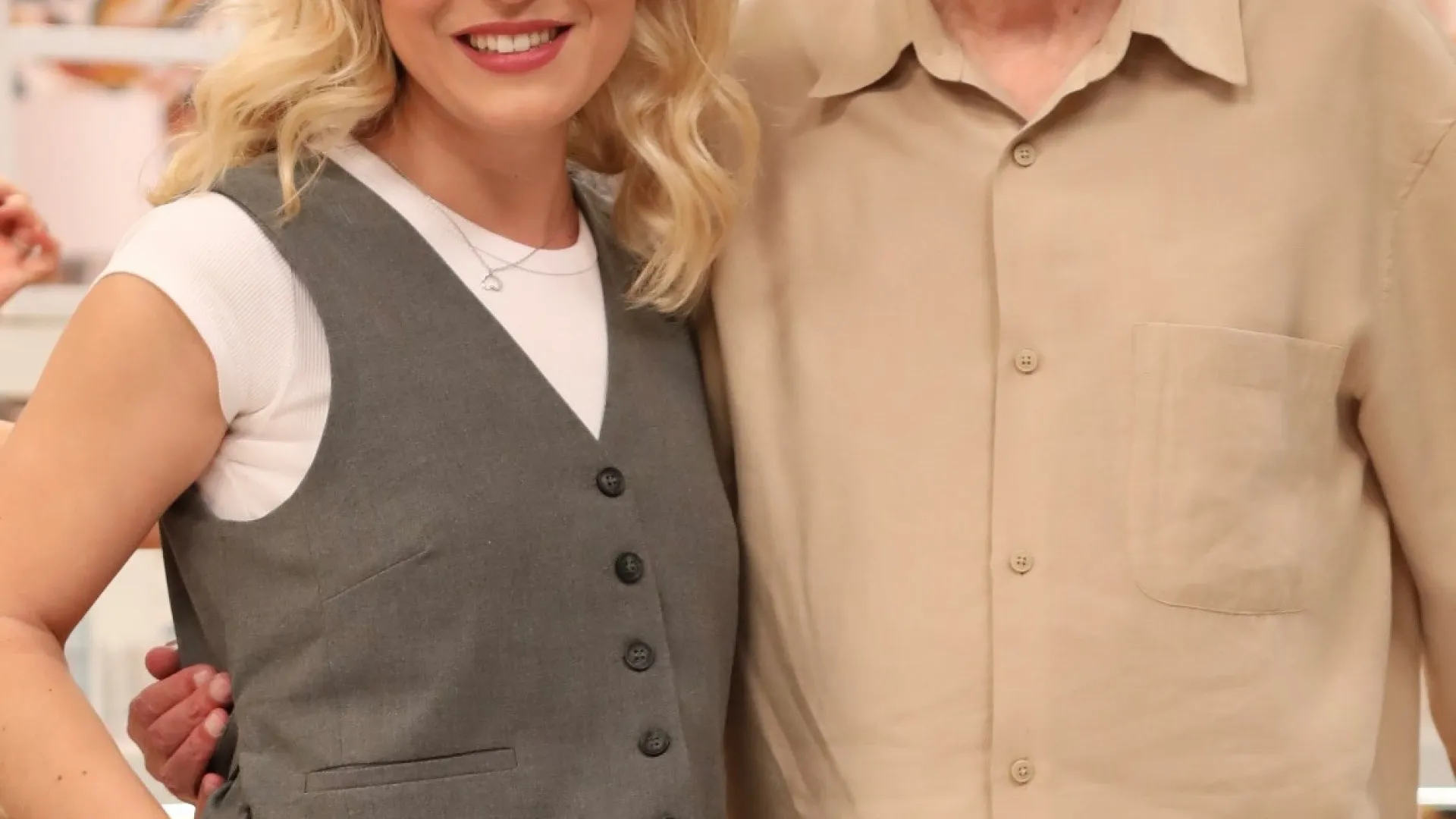 
                    Rosa Bela atualiza saúde de Carlos Areia: 