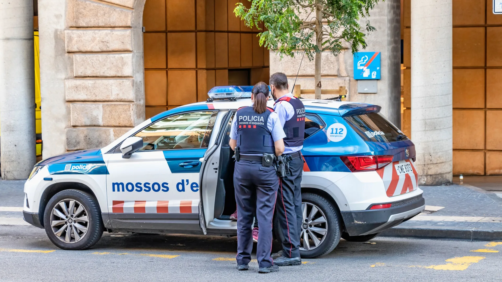 
                    Suspeito de falsificação de notas de 200 euros detido em Espanha
                