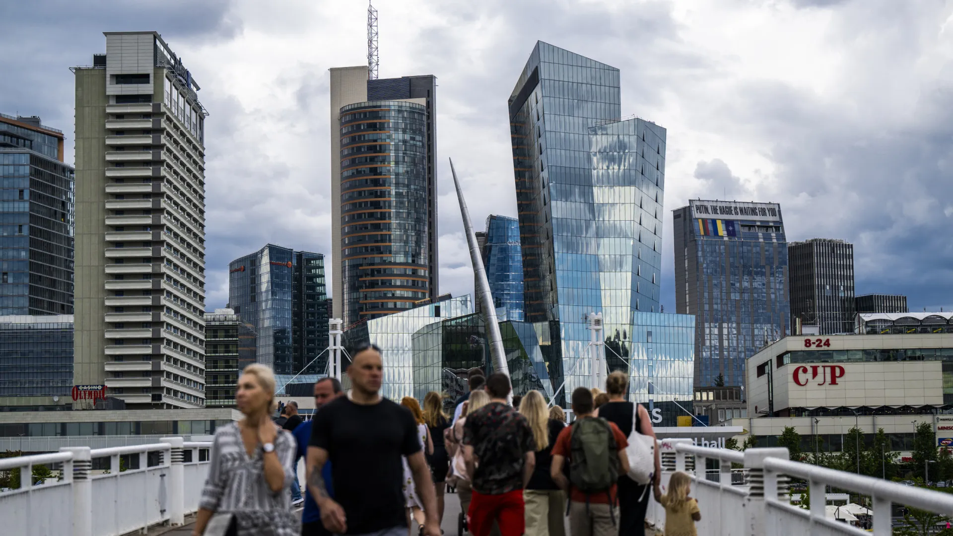 
                    Lituânia confirma origem ucraniana de drone caído junto à Bielorrússia
                