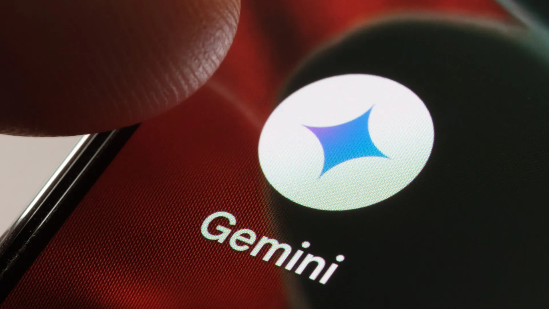 
                    Comissão Europeia quer combater hegemonia do Gemini da Google
                