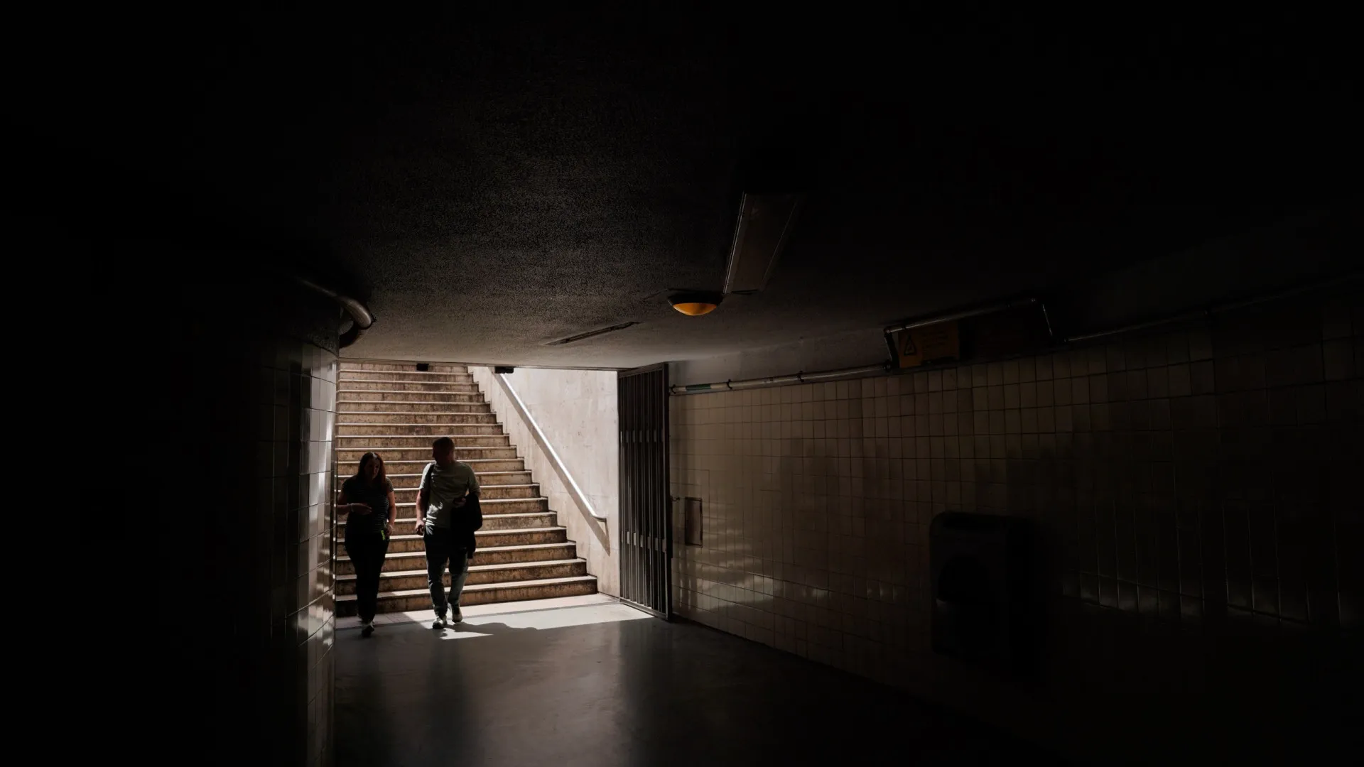 
                    2025, ano do apagão que deixou cerca de 60 milhões de pessoas às escuras
                