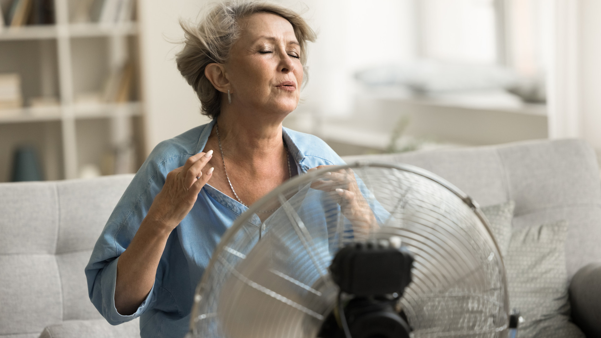 Calores da menopausa? Duas infusões que podem acalmar este sintoma
