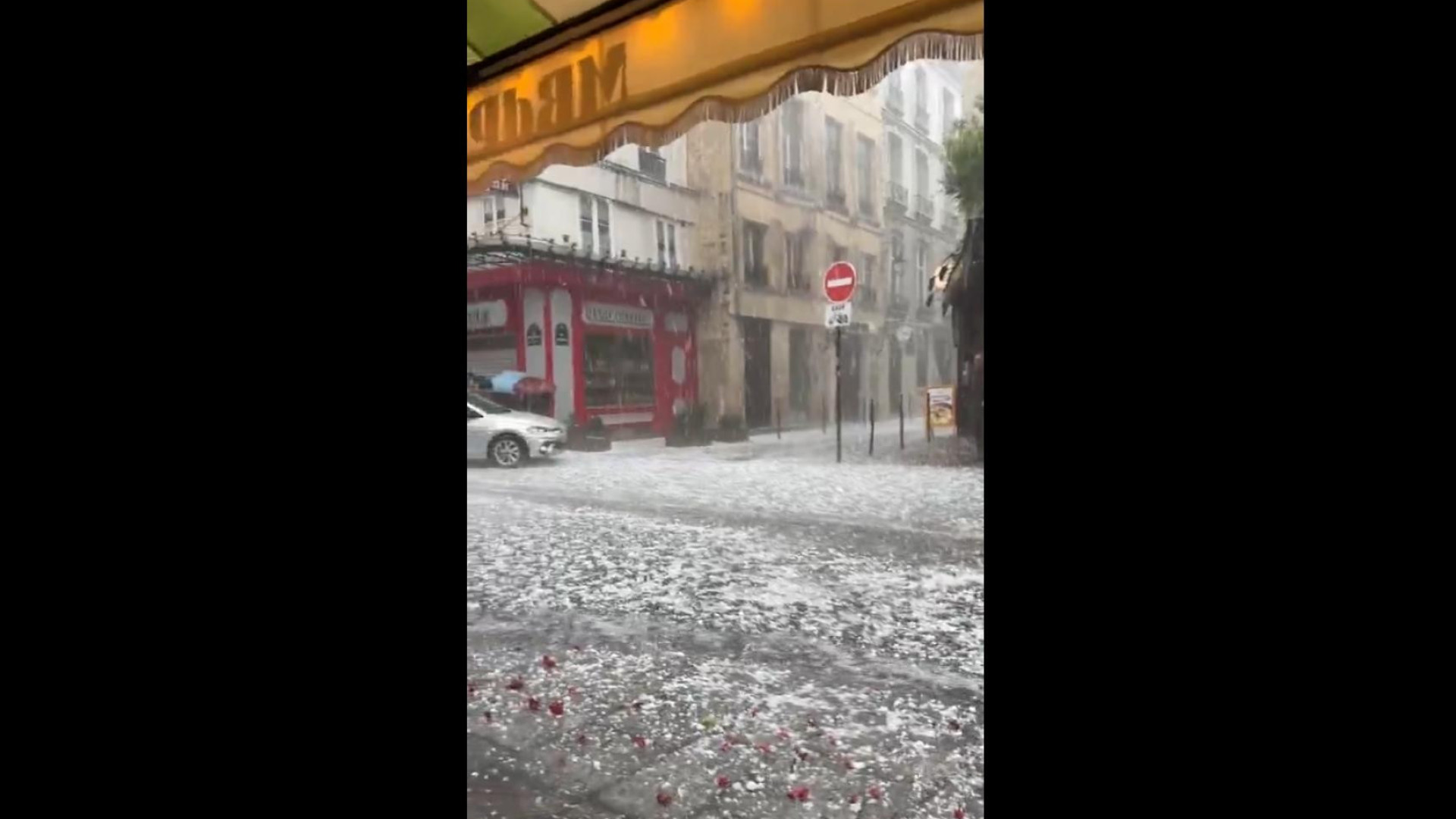 Violenta tempestade de granizo surpreendeu Paris. Imagens impressionam