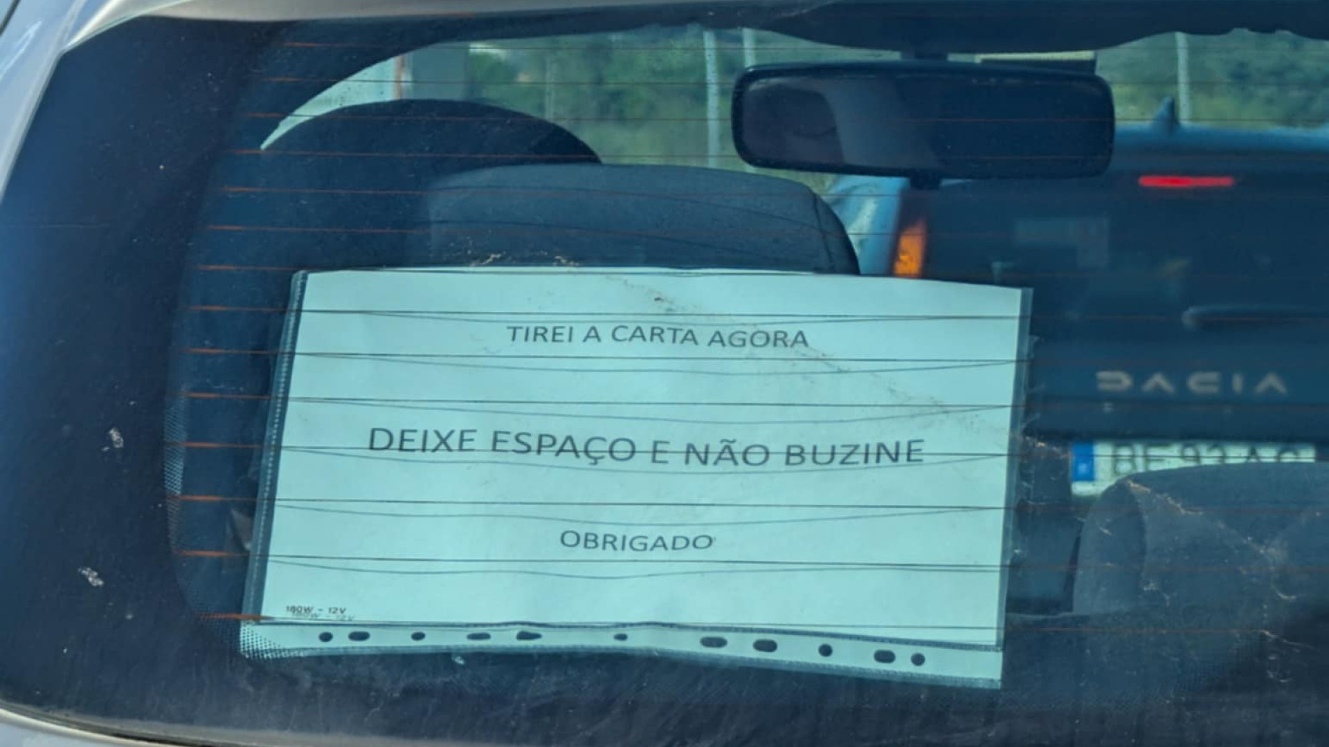 Acabou de tirar a carta? Este é um bom aviso para dar a outros condutores